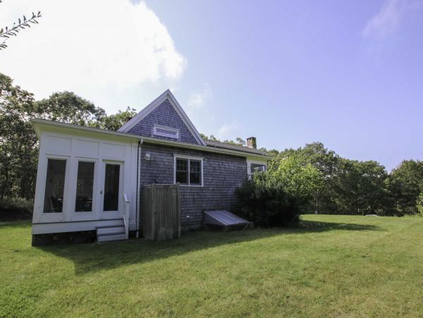 Cape Cod Home 995326