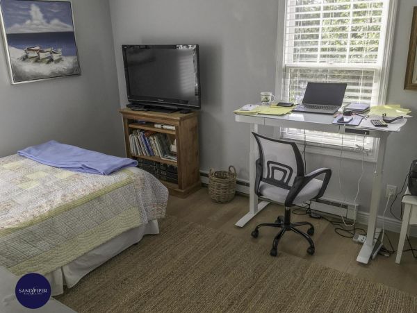Cape Cod Home 995333