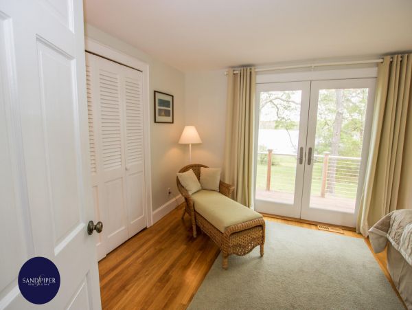 Cape Cod Home 995334