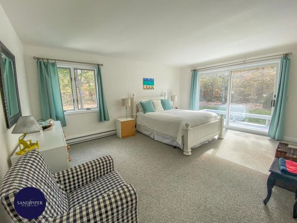Cape Cod Home 995340
