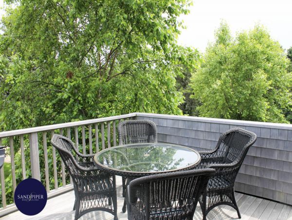 Cape Cod Home 995341