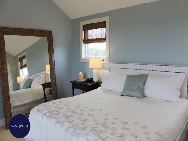 Cape Cod Home 995341