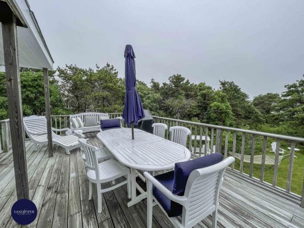 Cape Cod Home 995359