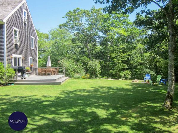 Cape Cod Home 995362