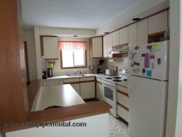 Cape Cod Home 995363