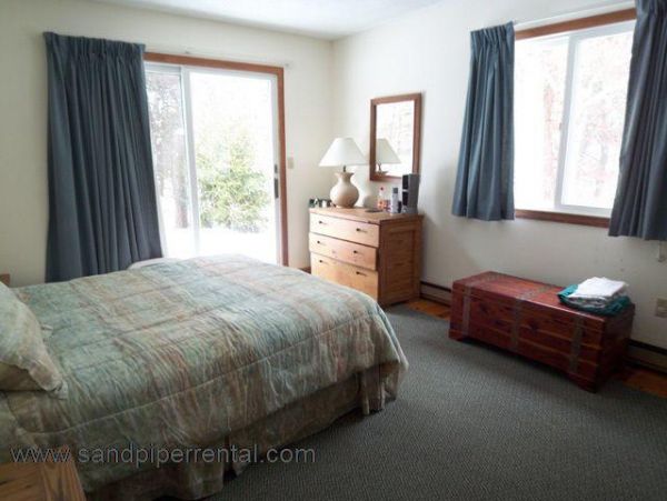 Cape Cod Home 995363