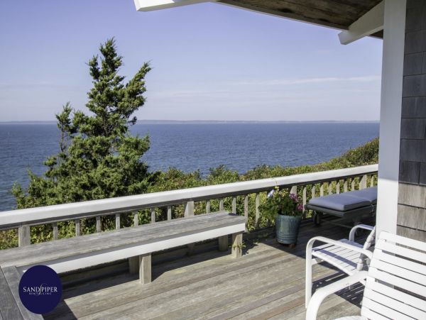 Cape Cod Home 995364