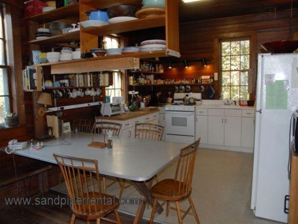 Cape Cod Home 995374