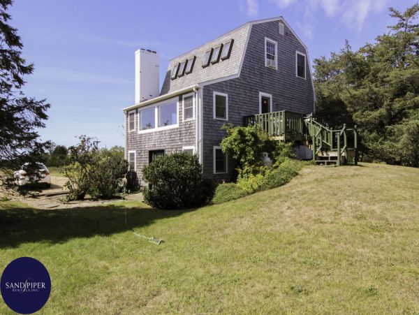 Cape Cod Home 995378