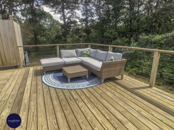 Cape Cod Home 995383