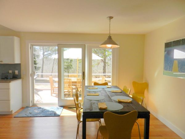 Cape Cod Home 995385