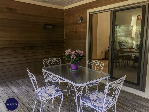 Cape Cod Home 995388