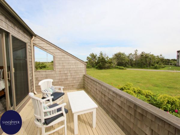 Cape Cod Home 995390