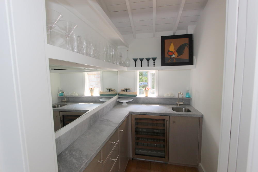 Cape Cod Home 995391
