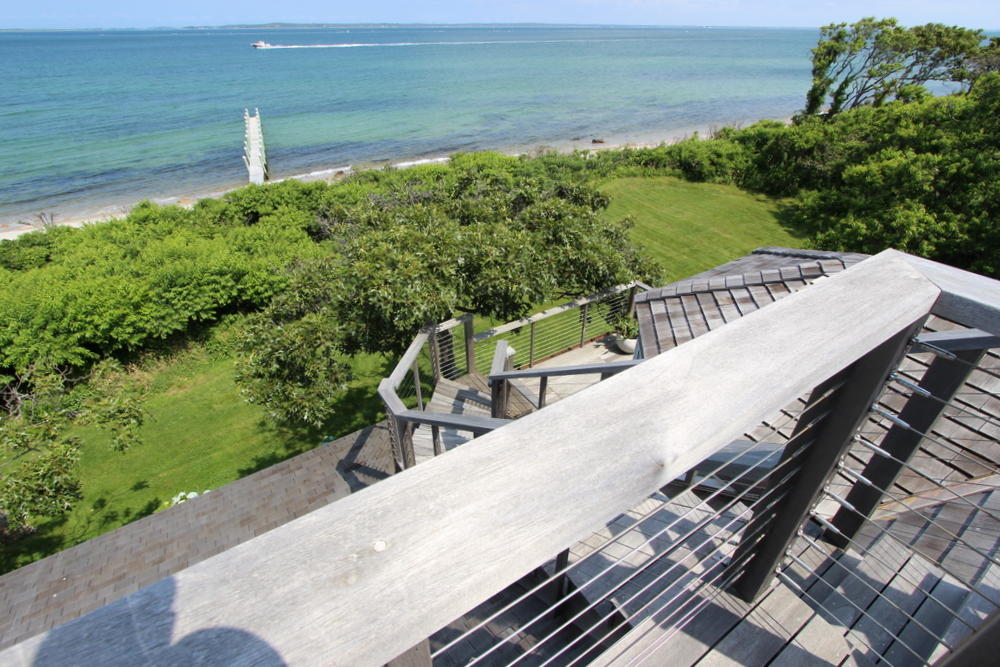 Cape Cod Home 995391