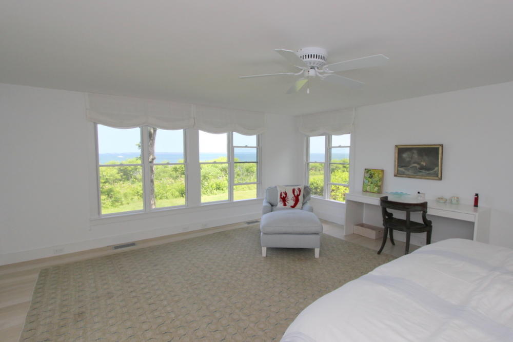 Cape Cod Home 995391