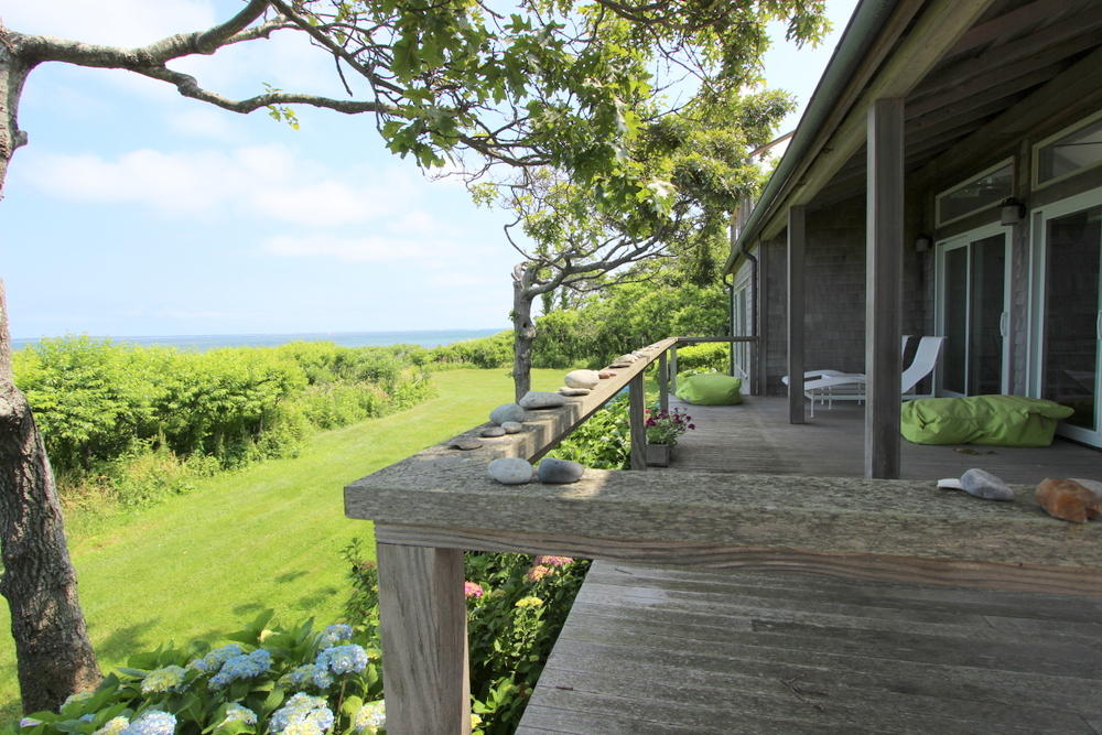 Cape Cod Home 995391