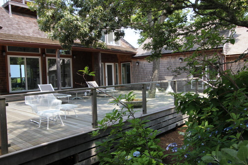 Cape Cod Home 995391