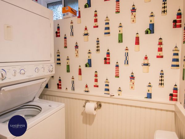 Cape Cod Home 995398