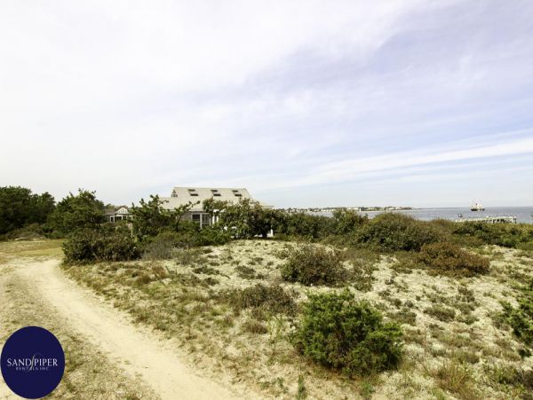 Cape Cod Home 995401