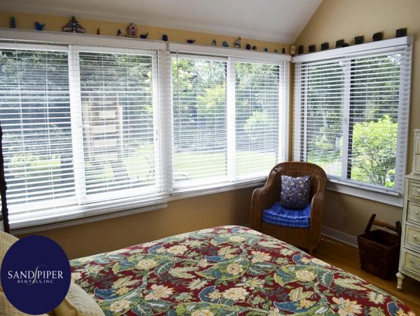 Cape Cod Home 995406