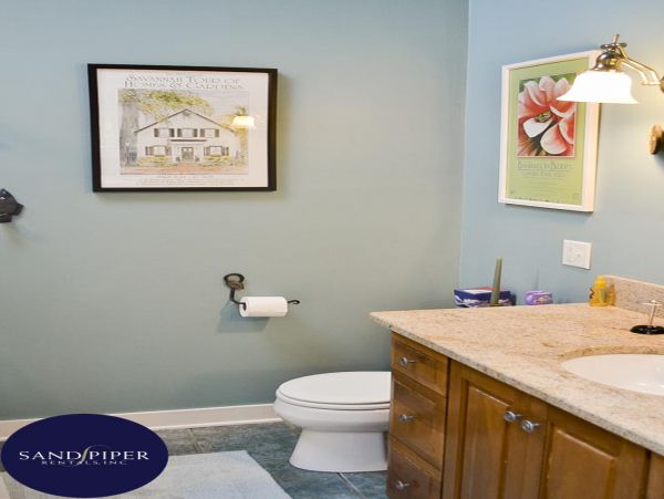 Cape Cod Home 995406