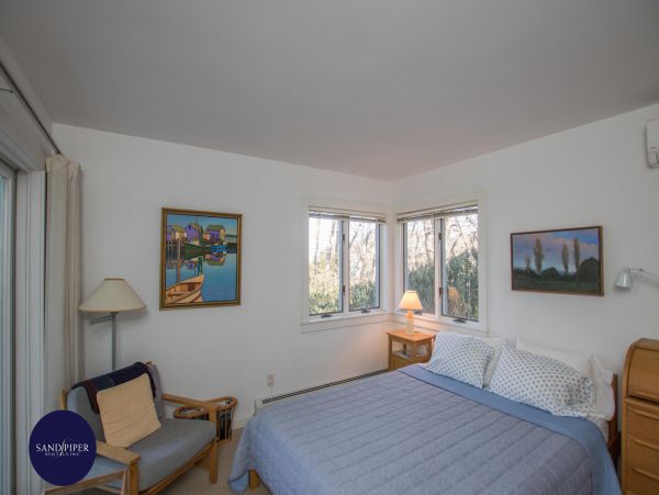 Cape Cod Home 995410