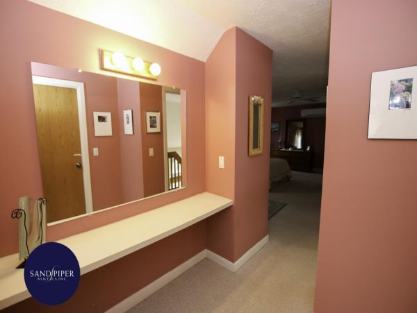 Cape Cod Home 995413