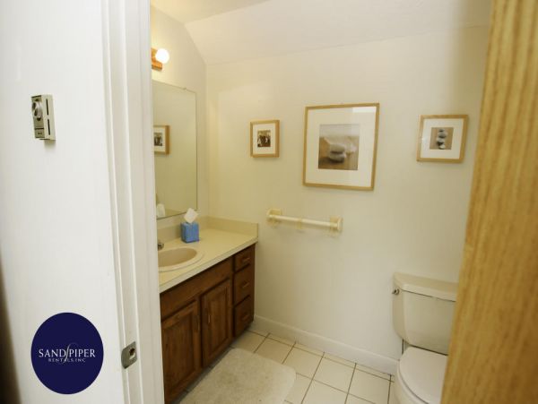 Cape Cod Home 995413