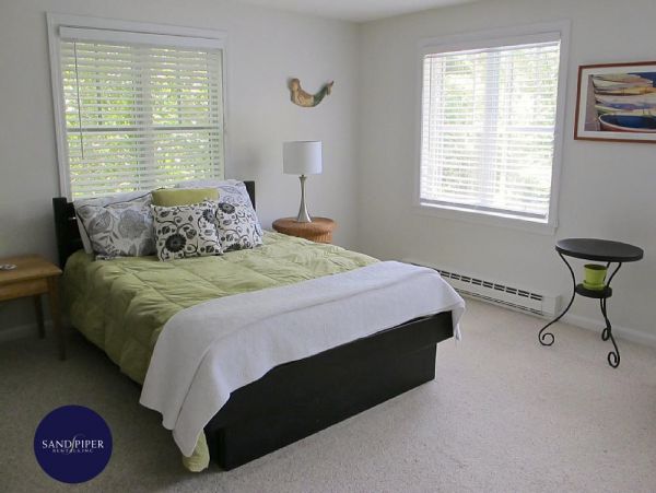 Cape Cod Home 995414
