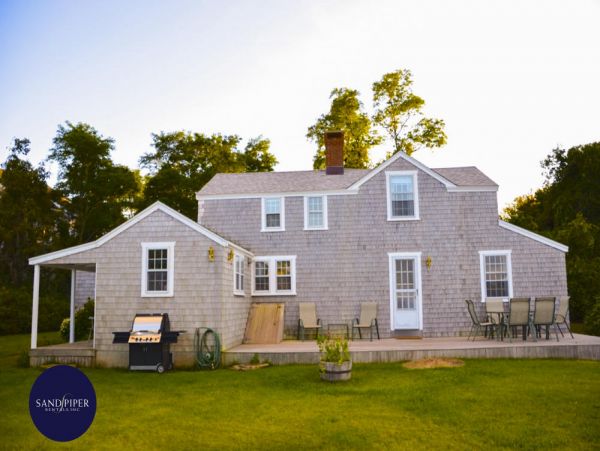 Cape Cod Home 995415
