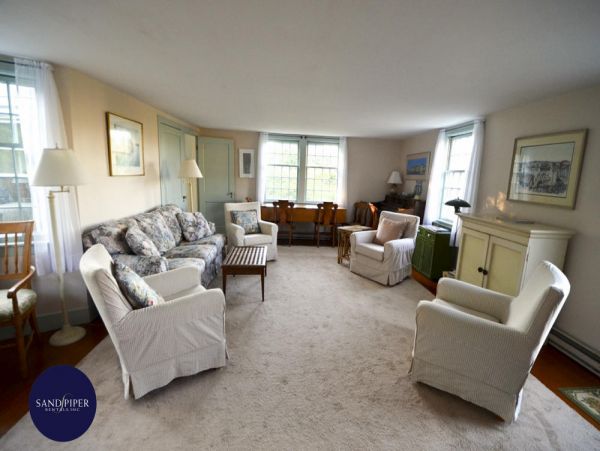 Cape Cod Home 995415