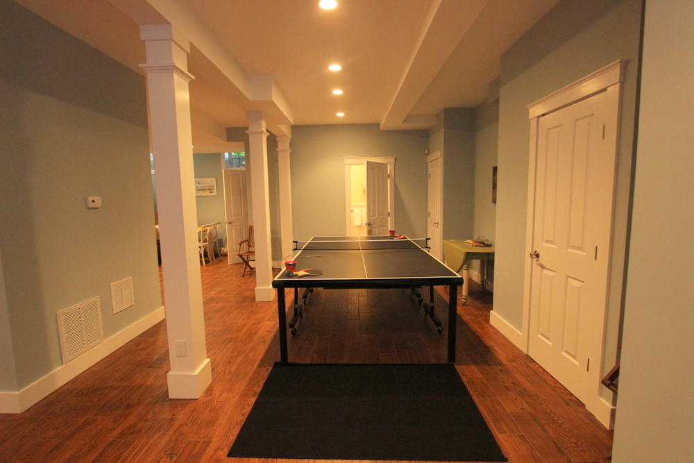 Cape Cod Home 995416