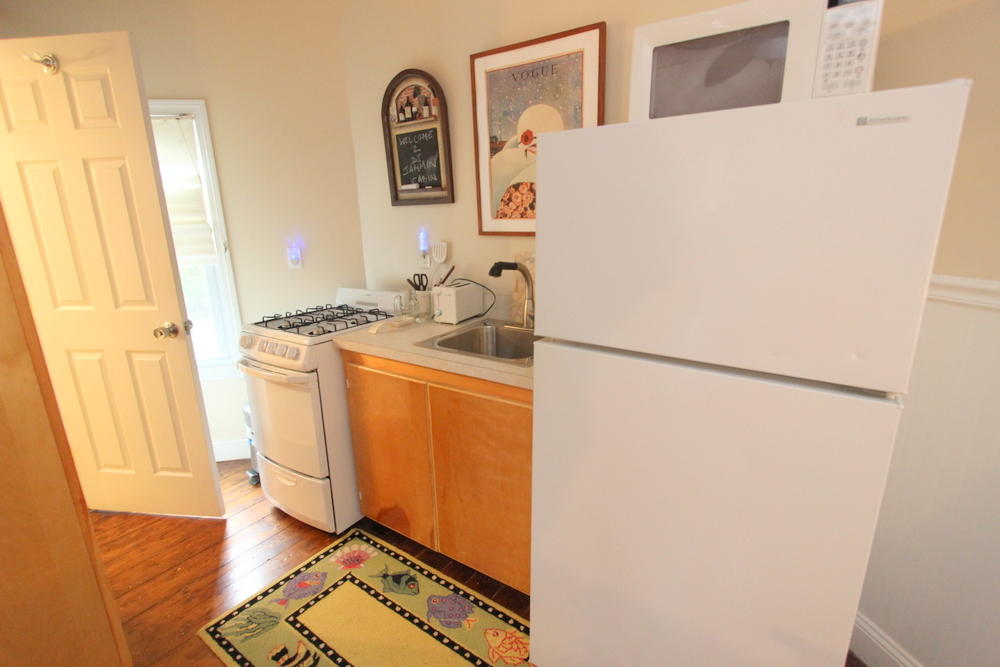 Cape Cod Home 995416