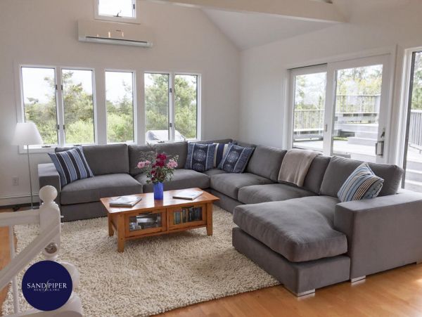 Cape Cod Home 995418