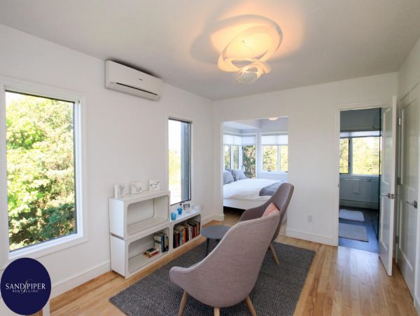 Cape Cod Home 995418