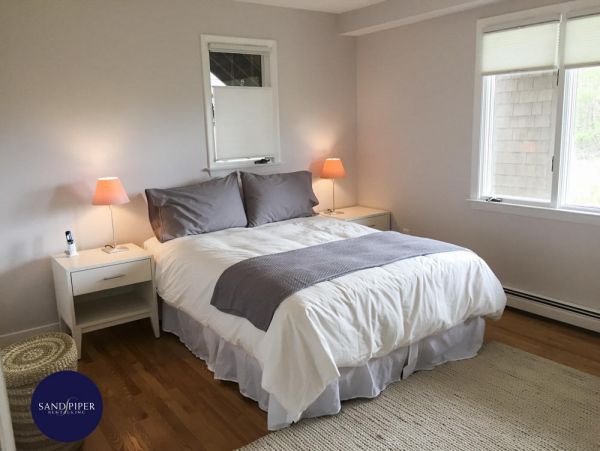 Cape Cod Home 995418