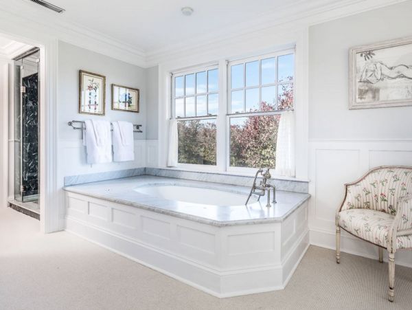 Luxury 11,000 Sq Ft Hamptons Mansion- 7 bedrooms