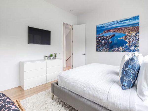 5 Bedrooms Luxury Hamptons Vacation Home Sleeps 10