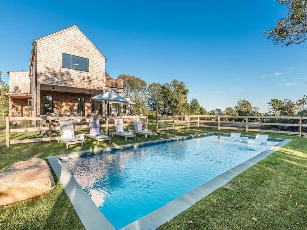 5 Bedrooms Luxury Hamptons Vacation Home Sleeps 10