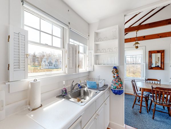 Beachfront Vacation Rental Hamptons East Marion