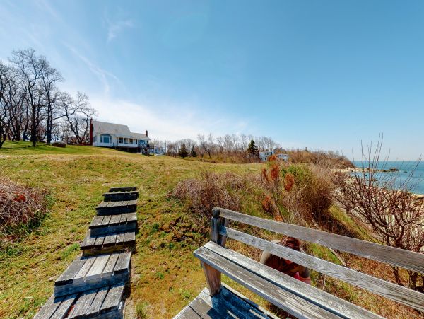 Beachfront Vacation Rental Hamptons East Marion