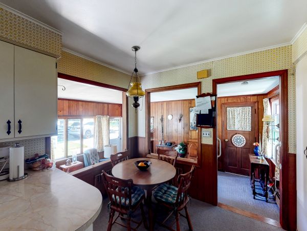 Southold Hamptons Charming Vacation Home 4 Guests
