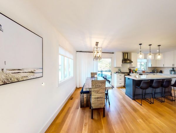 East Hamptons 4 Bedroom Vacation Home with Private Pool