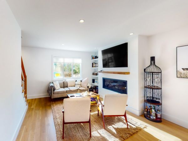 East Hamptons 4 Bedroom Vacation Home with Private Pool