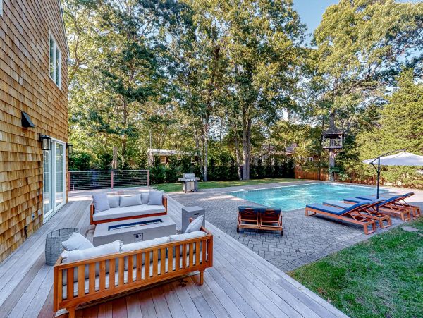 East Hamptons 4 Bedroom Vacation Home with Private Pool