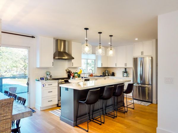 East Hamptons 4 Bedroom Vacation Home with Private Pool