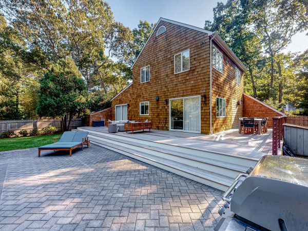 East Hamptons 4 Bedroom Vacation Home with Private Pool