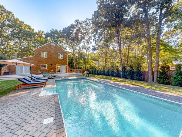 East Hamptons 4 Bedroom Vacation Home with Private Pool