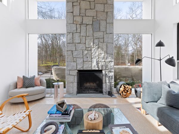 Gorgeous Vacation Home In The Hamptons With Heated Pool